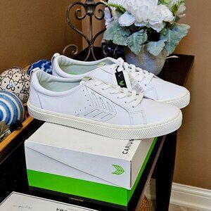 NIB Cariuma Men's Catiba Low Top Leather Sneakers, Off White, Various Sizes